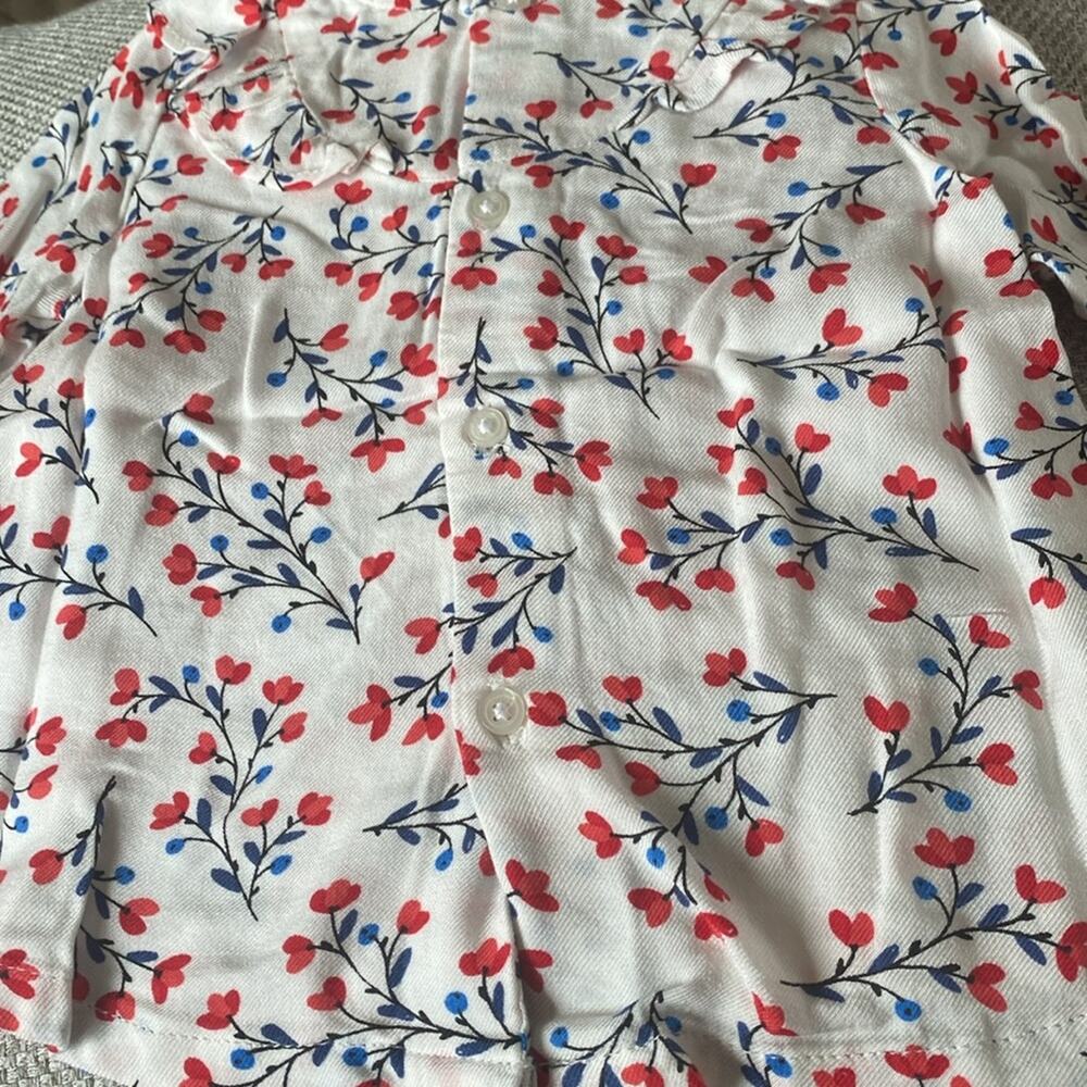 Oshkosh Bgosh heart floral ruffle button back - Picture 4 of 7